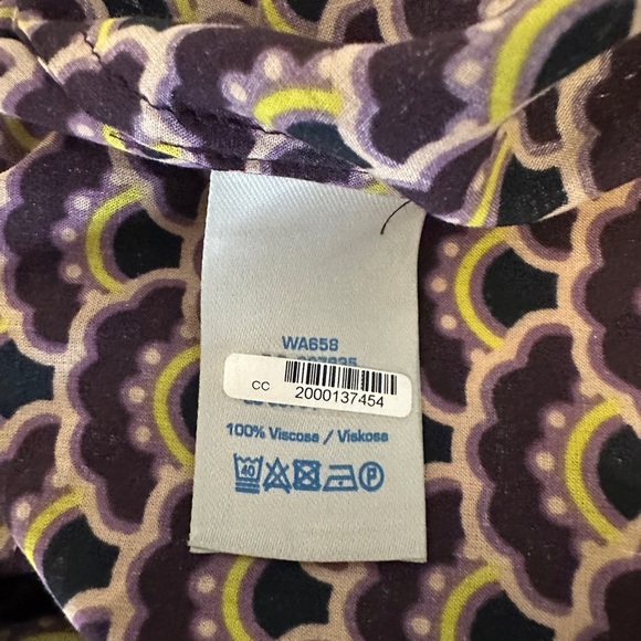 Boden Dolly Split V Neck Printed Floral Long Sleeve Blouse size 4 Purple Green - Picture 6 of 7